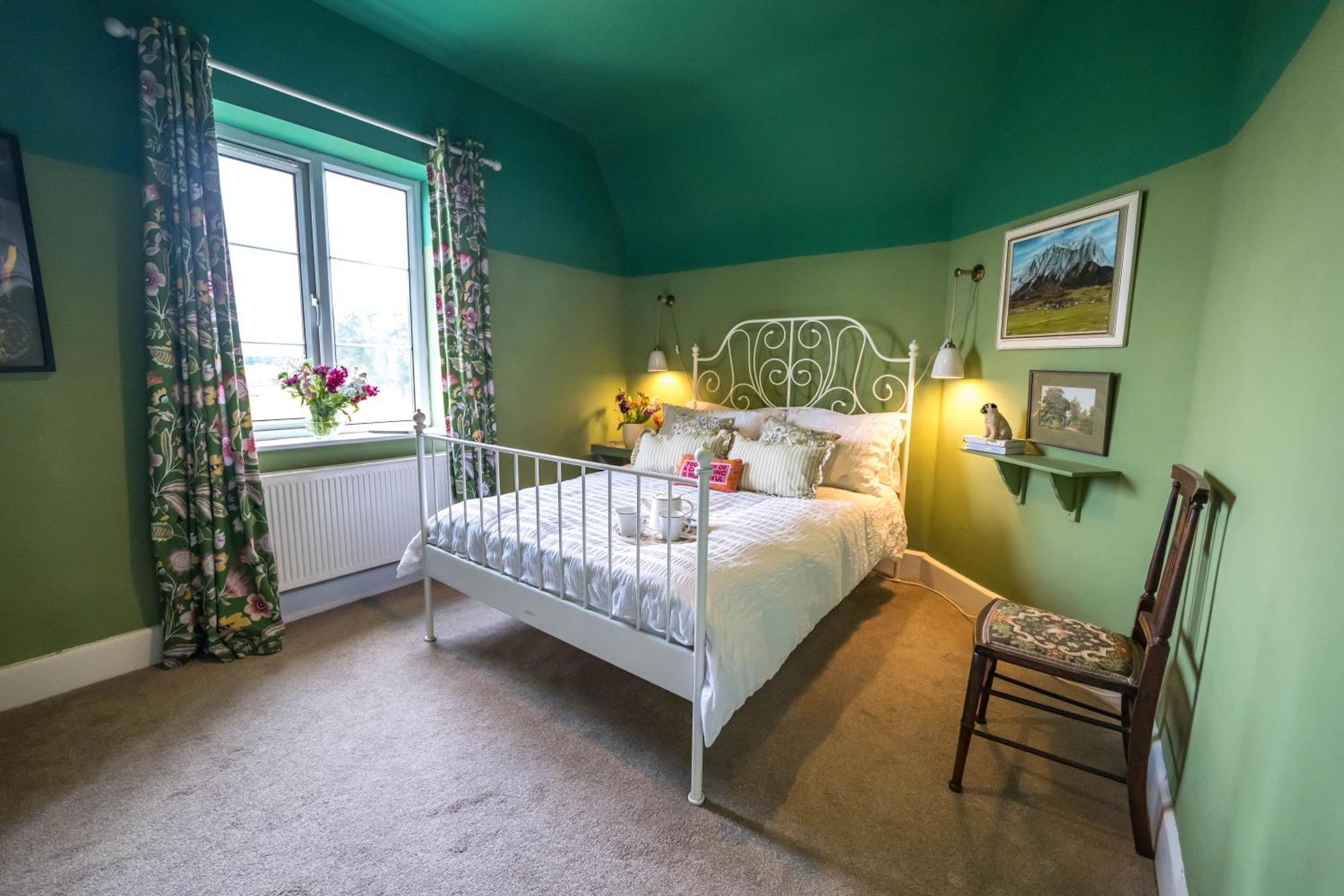 Large Country Cottage, Sleeps 8 - Spa Facilities, Garden Bar, Catering Services, Free Parking, Nature Reserve, Hen Parties Scunthorpe Exterior photo